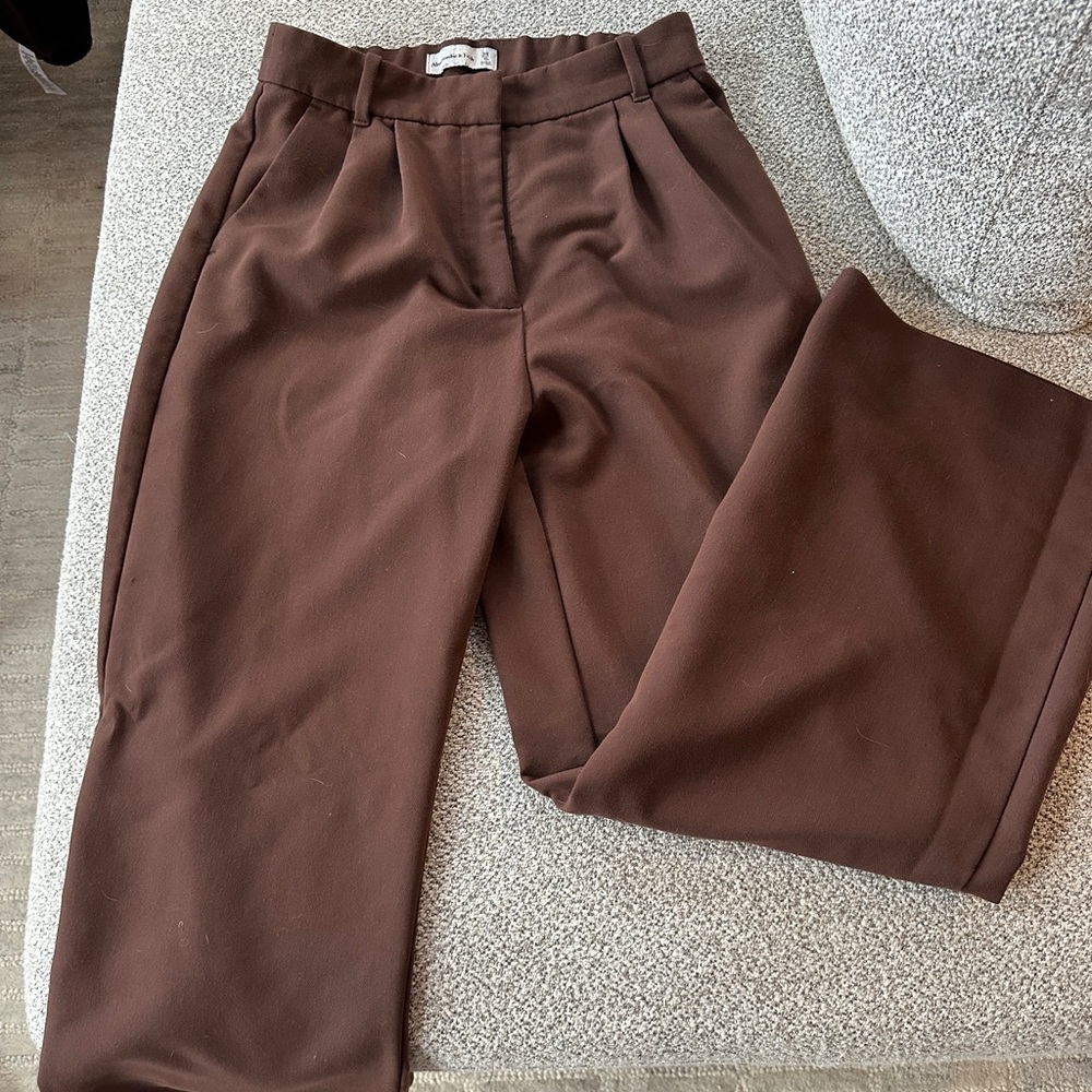 Abercrombie & Fitch Brown Trousers